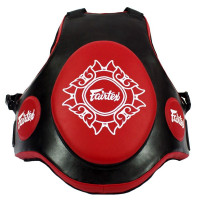 Защитный жилет тренера из Таиланда Fairtex TV2 red black