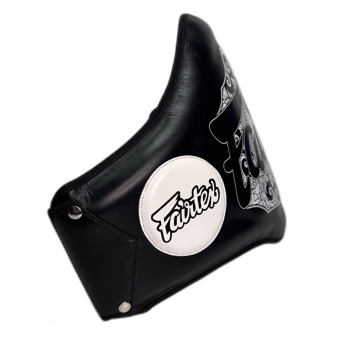 Защитный пояс тренера из Таиланда Fairtex BPV2