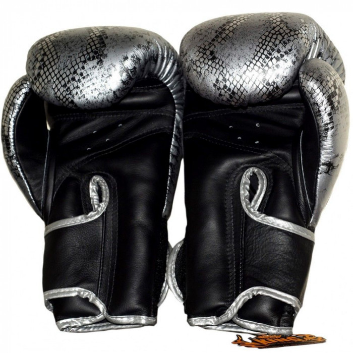 Боксерские перчатки TKB Snake Black Silver 14 oz