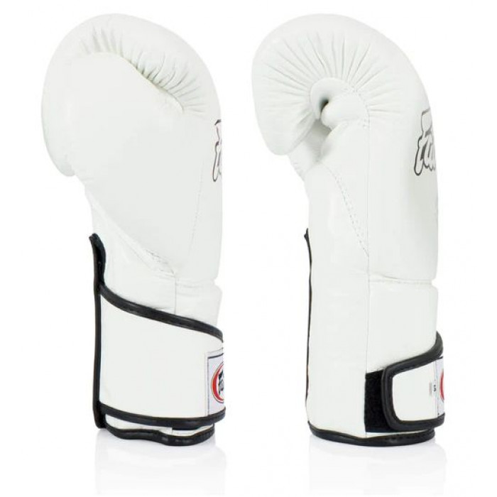Боксерские перчатки BGV6 white 10 oz