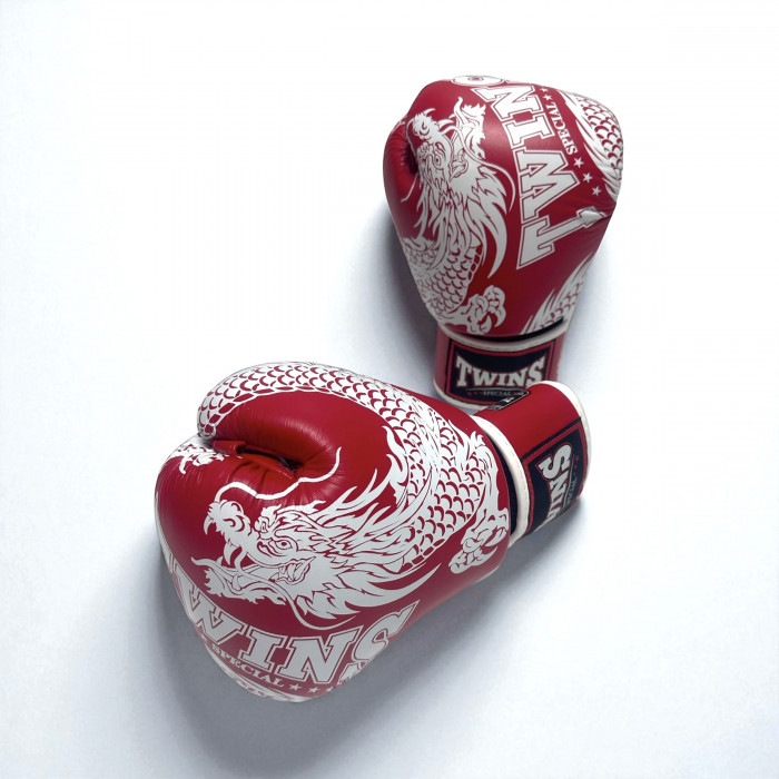 Боксерские перчатки TWINS Special FBGVL3-49 red white 16 oz