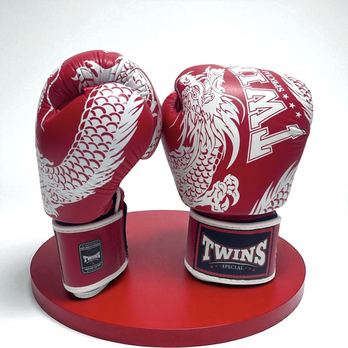 Боксерские перчатки TWINS Special FBGVL3-49 red white 16 oz