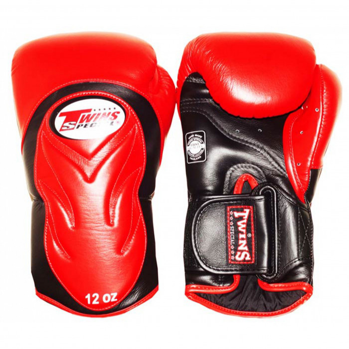 Боксерские перчатки BGVL6 black-red 16 oz