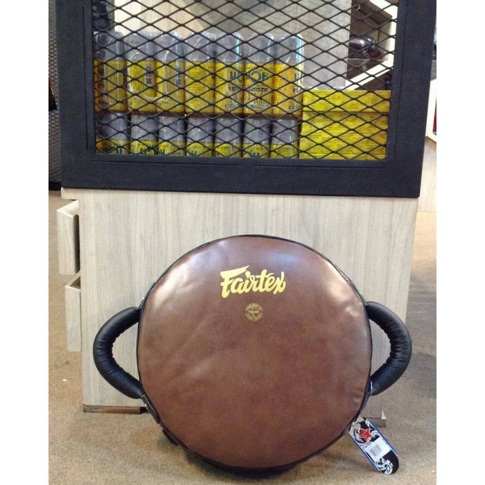 Макивара боксёрская Fairtex LKP2