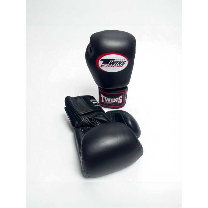 Боксерские перчатки Twins Special BGVL3 black 8 oz