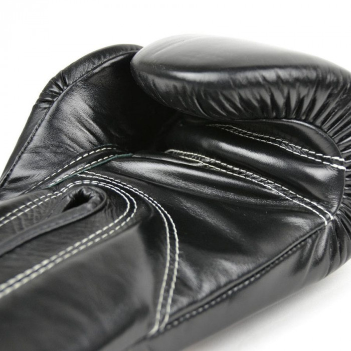 Боксерские перчатки турнира Glory Fairtex BGVG1 black 16 oz