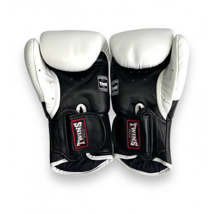 Боксерские перчатки BGVL6 black-white 12 oz