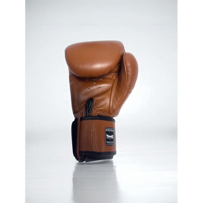 Боксерские перчатки Twins Special BGVL3 brown 12 oz