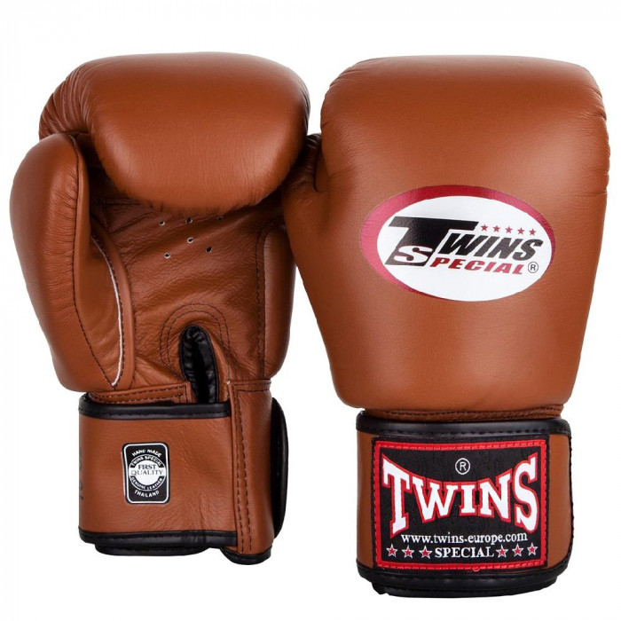 Боксерские перчатки Twins Special BGVL3 brown 16 oz
