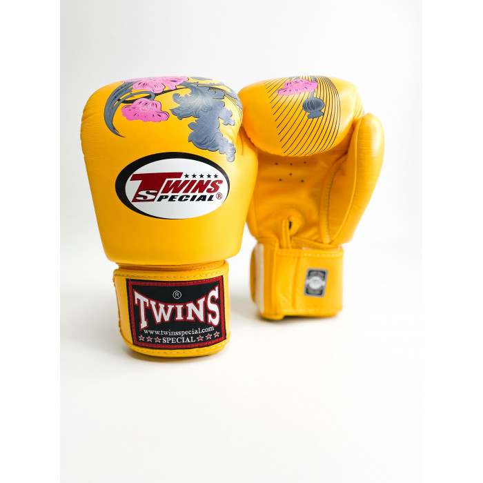 Боксерские перчатки Twins FBGVL3-13 yellow 14 oz