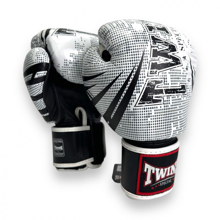 Боксерские перчатки FBGVL3-TW5 white black 12 oz