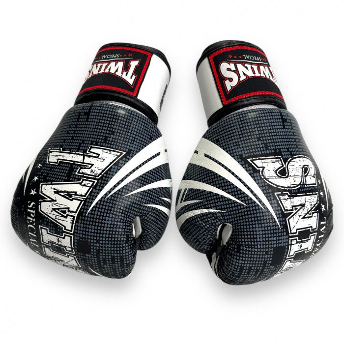 Боксерские перчатки FBGVL3-TW5 black white 14 oz