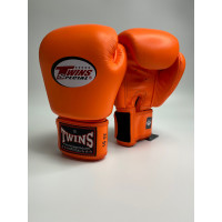 Боксерские перчатки Twins Special BGVL3 orange 10 oz
