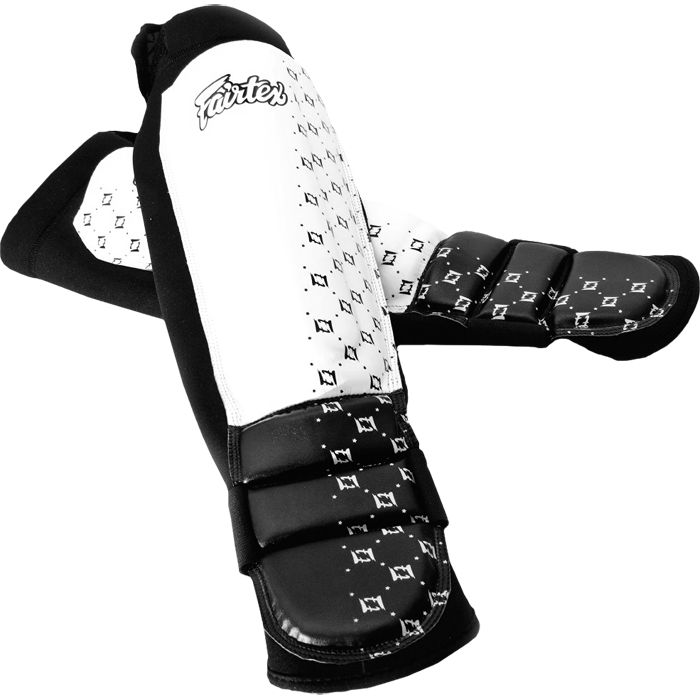 Защита голени Fairtex SP6 white M