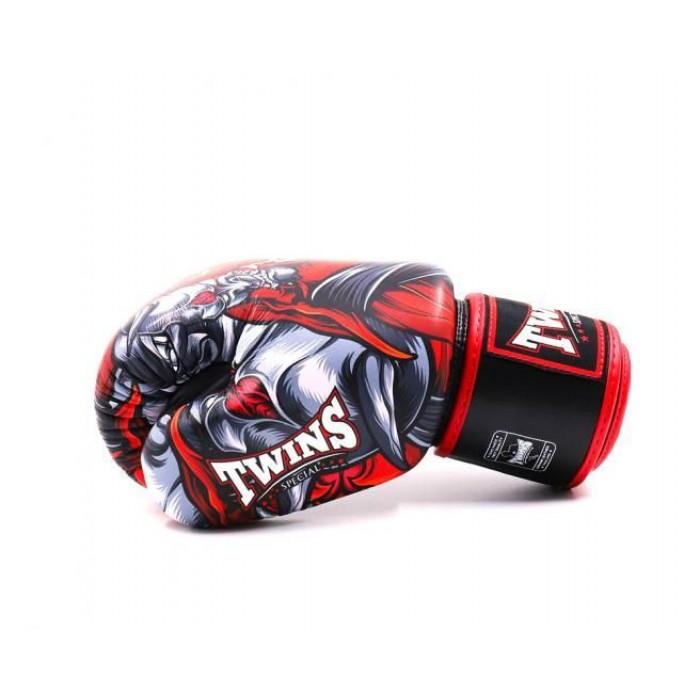Боксерские перчатки Twins FBGVL3-58 (Кабуки) red 16 oz