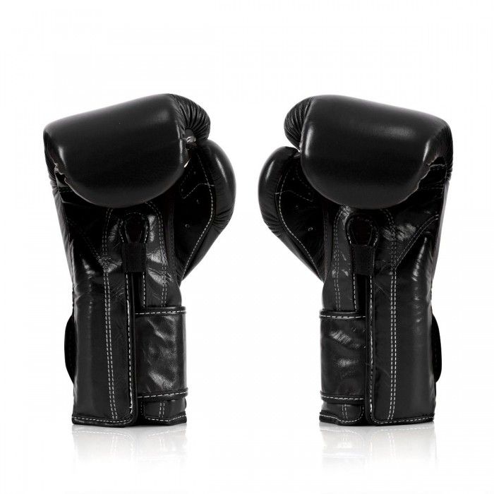 Боксерские перчатки Fairtex BGV9 black 18 oz
