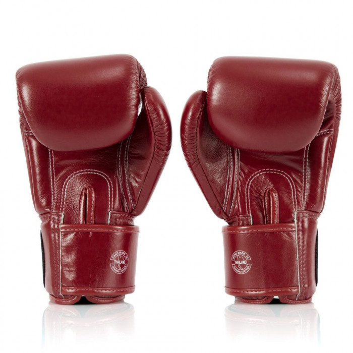 Боксерские перчатки Fairtex One ChampionShip red 16 oz