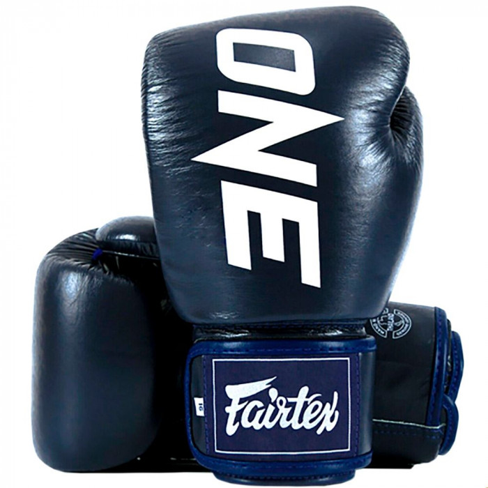 Боксерские перчатки Fairtex One ChampionShip blue 14 oz