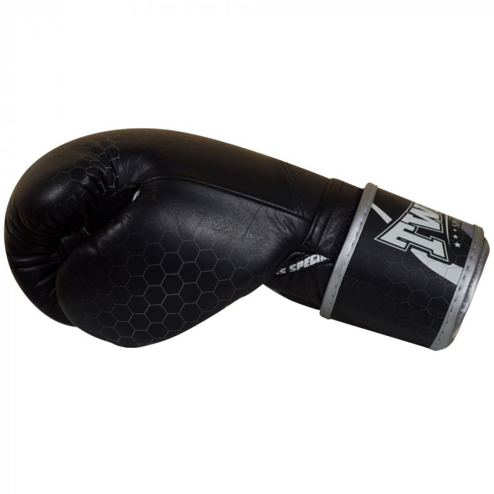 Боксерские перчатки Twins Special BGVL15 black 10 oz