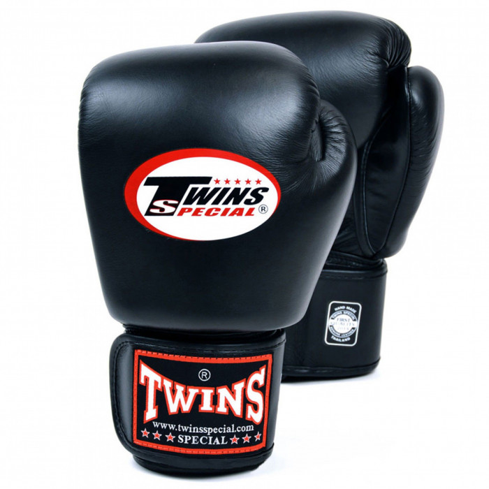 Боксерские перчатки Twins Special BGVL3 black 16 oz