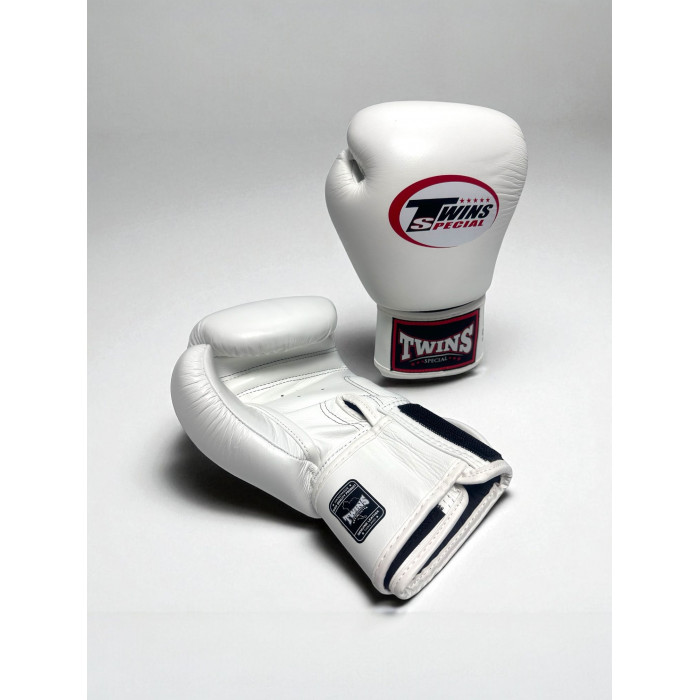 Боксерские перчатки Twins Special BGVL3 white 18 oz